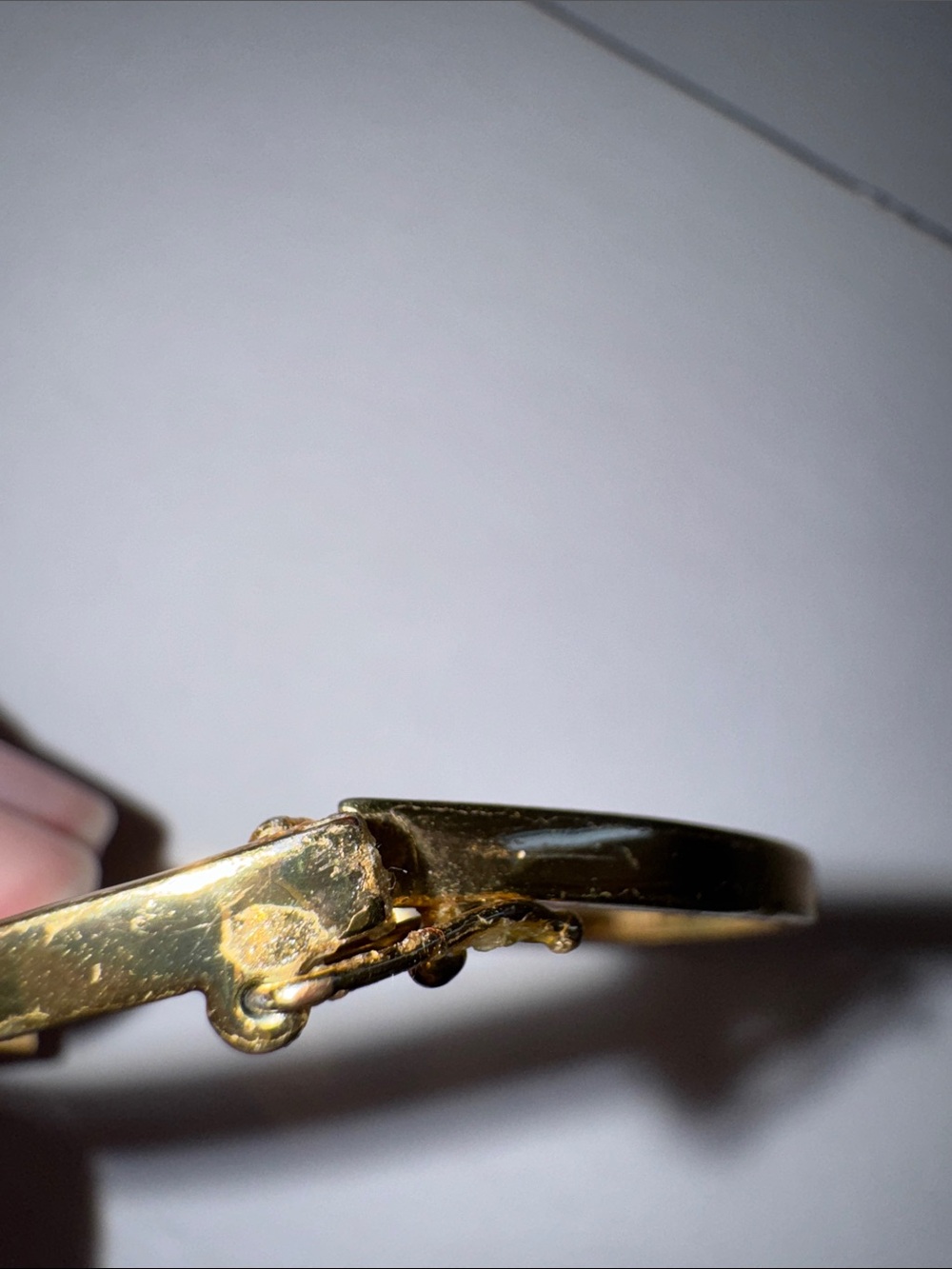 kate spade Gold Bow Bracelet - Picture 5 of 6
